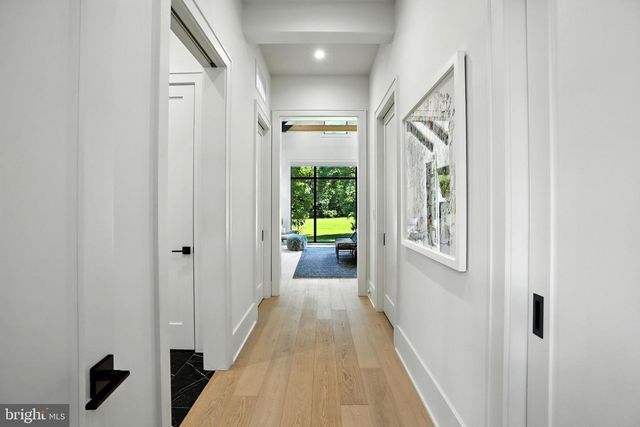 1200 JOSSIE LN, Mclean, VA 22102
