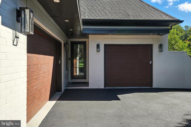 1200 JOSSIE LN, Mclean, VA 22102