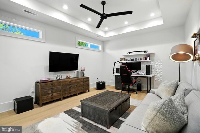 1200 JOSSIE LN, Mclean, VA 22102