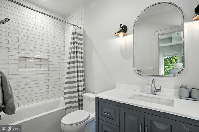 1200 JOSSIE LN, Mclean, VA 22102