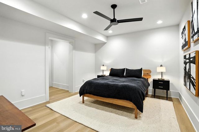 1200 JOSSIE LN, Mclean, VA 22102