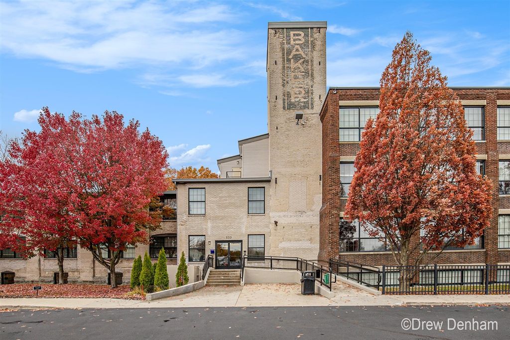 533 Columbia Avenue 264, Holland, MI 49423