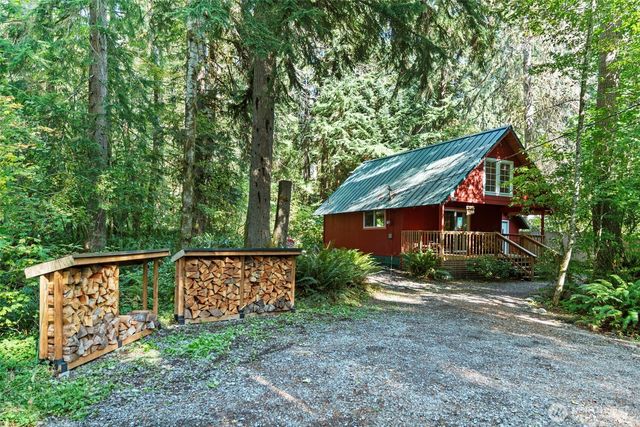 31603 554th Street Ct E, Ashford, WA 98304