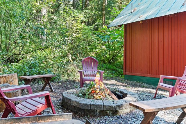 31603 554th Street Ct E, Ashford, WA 98304