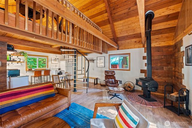 31603 554th Street Ct E, Ashford, WA 98304