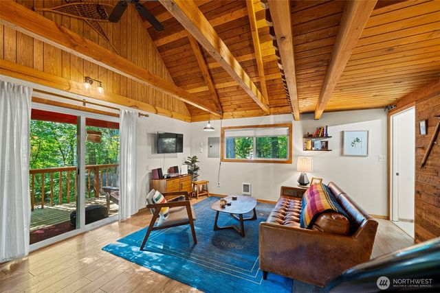 31603 554th Street Ct E, Ashford, WA 98304