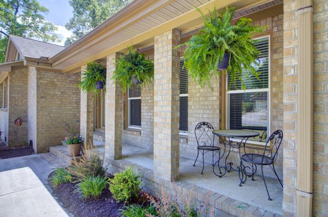 2252 Forest Lakes Boulevard, Charleston, SC 29414