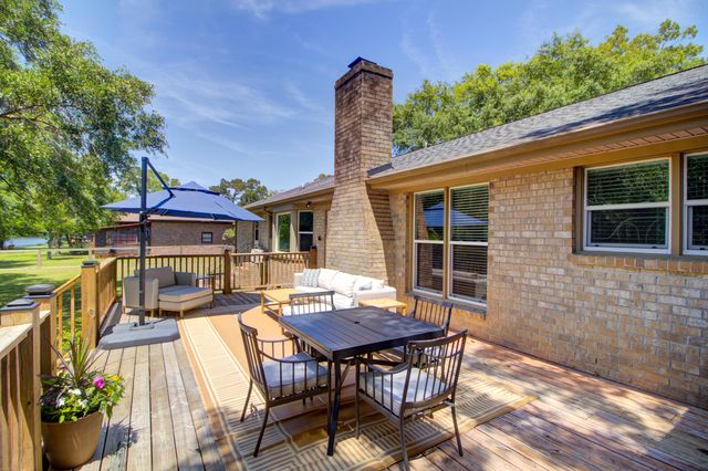 2252 Forest Lakes Boulevard, Charleston, SC 29414