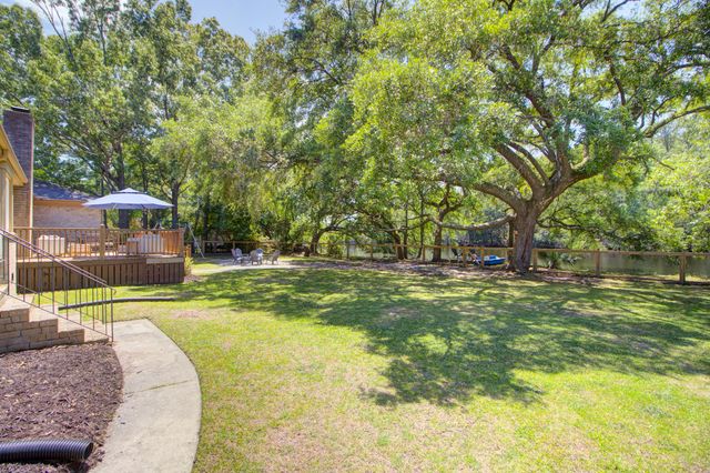 2252 Forest Lakes Boulevard, Charleston, SC 29414