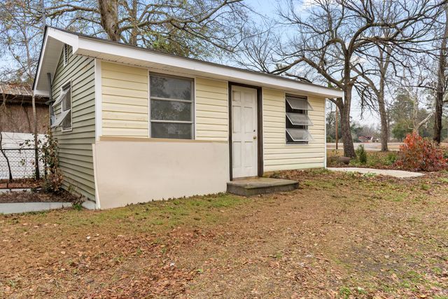 217 217 Somerset Avenue, Norway, SC 29113