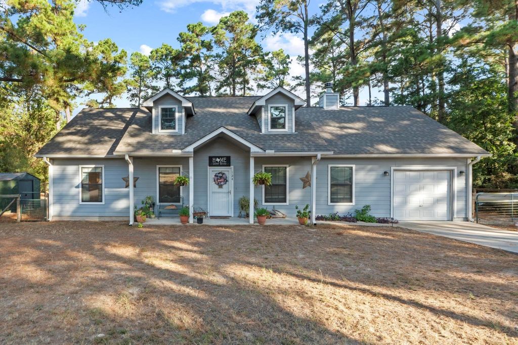 124 Pony Grass LN, Bastrop, TX 78602