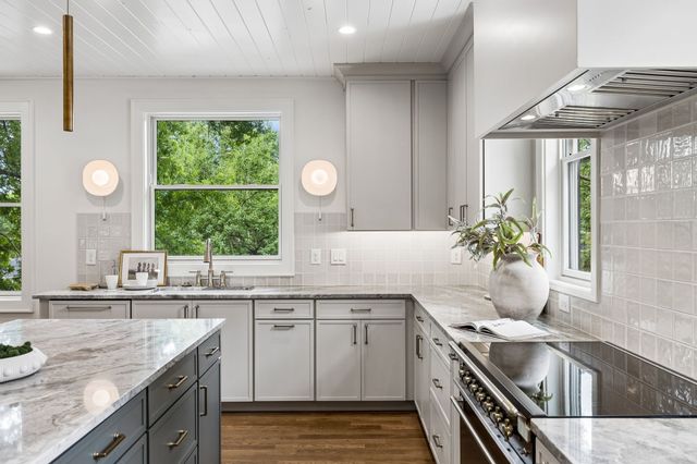 606 S 15th St, Nashville, TN 37206