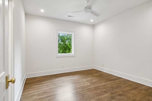 606 S 15th St, Nashville, TN 37206