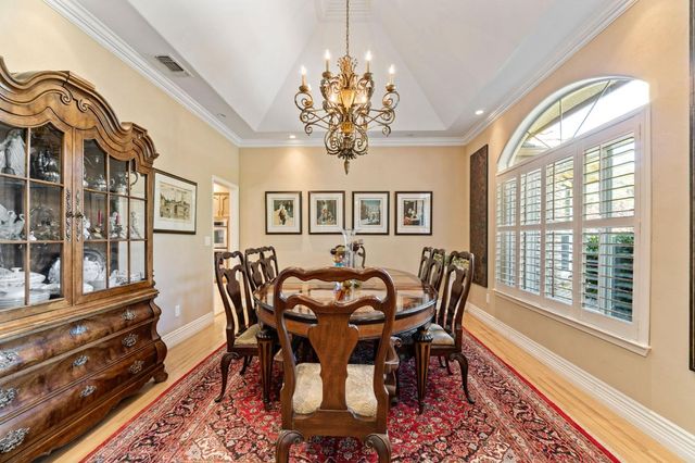 10595 E San Felipe Avenue, Clovis, CA 93619