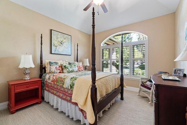 10595 E San Felipe Avenue, Clovis, CA 93619