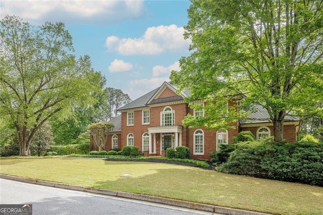 1048 Byrnwyck Road NE, Brookhaven, GA 30319