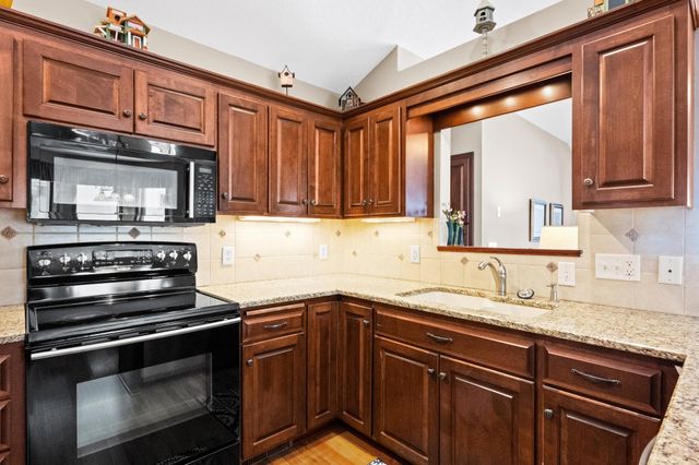 3909 Geneva Golf Club Drive NE, Alexandria, MN 56308