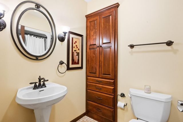 3909 Geneva Golf Club Drive NE, Alexandria, MN 56308