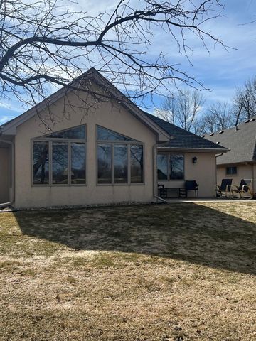 3909 Geneva Golf Club Drive NE, Alexandria, MN 56308