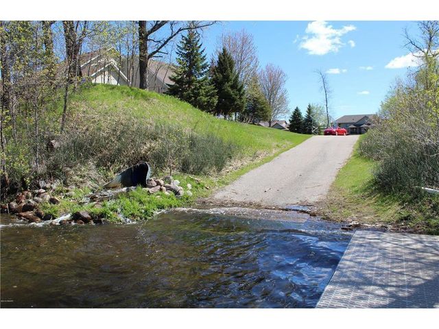 3909 Geneva Golf Club Drive NE, Alexandria, MN 56308