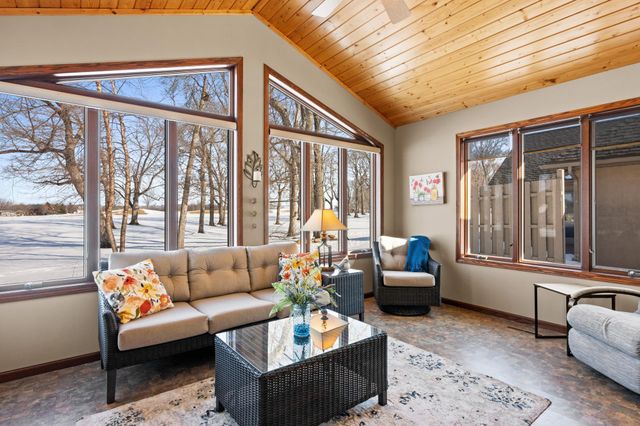 3909 Geneva Golf Club Drive NE, Alexandria, MN 56308