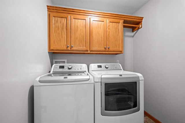 290 ROYAL ST PATS DRIVE, Wrightstown, WI 54180