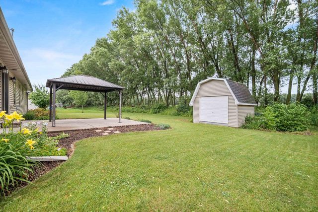 290 ROYAL ST PATS DRIVE, Wrightstown, WI 54180