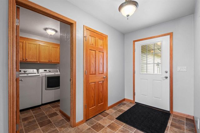290 ROYAL ST PATS DRIVE, Wrightstown, WI 54180