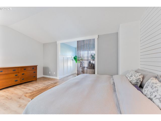 17948 Sw ROBERT Ln, Beaverton, OR 97078