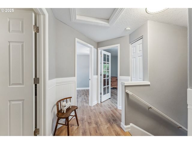 17948 Sw ROBERT Ln, Beaverton, OR 97078