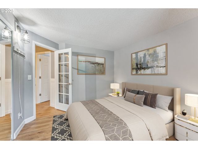 17948 Sw ROBERT Ln, Beaverton, OR 97078