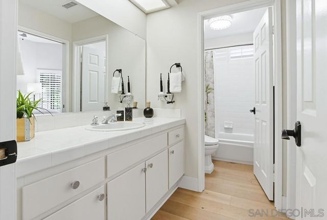 28782 Vista Valley Dr, Vista, CA 92084