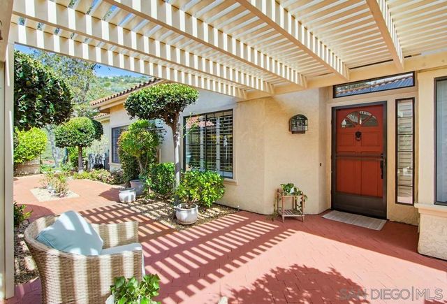 28782 Vista Valley Dr, Vista, CA 92084