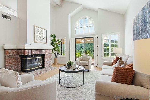 28782 Vista Valley Dr, Vista, CA 92084