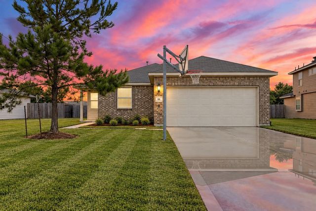 66 County Road 5102f, Cleveland, TX 77327
