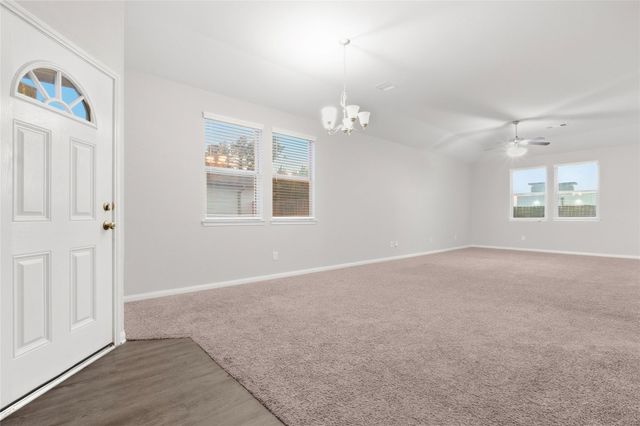 66 County Road 5102f, Cleveland, TX 77327
