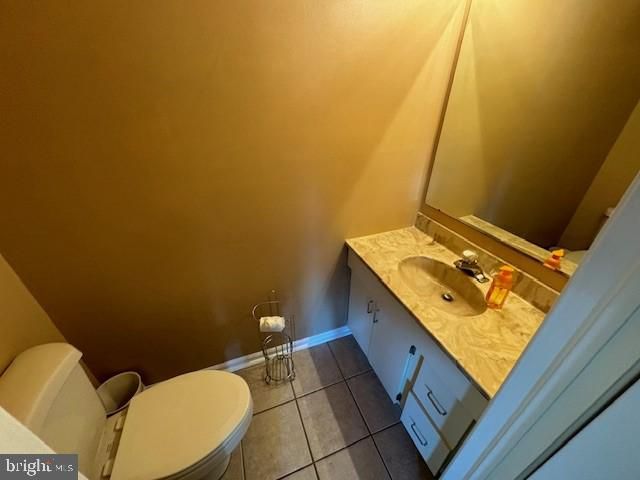 503 STEEPLECHASE CT, Woodbury, NJ 08096