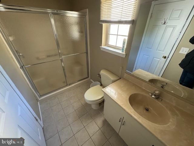 503 STEEPLECHASE CT, Woodbury, NJ 08096