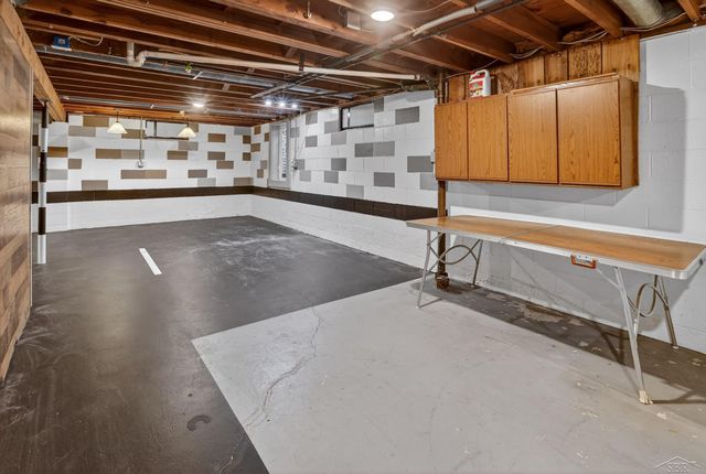 2835 Clayburn Road, Saginaw Twp, MI 48603