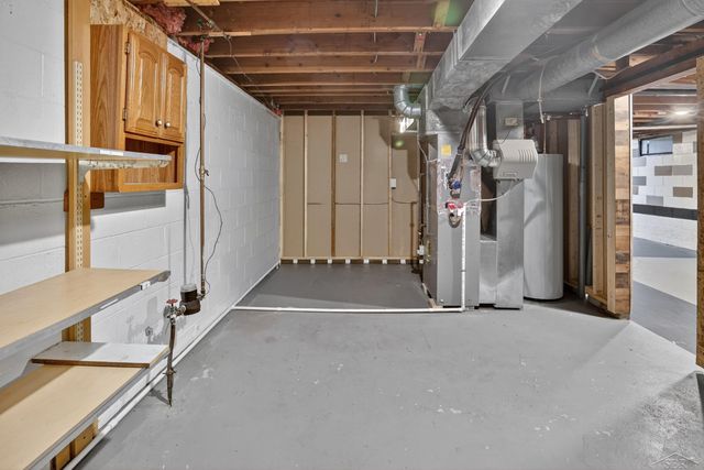 2835 Clayburn Road, Saginaw Twp, MI 48603