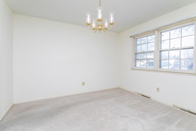 811 HULEN DR, Columbia, MO 65203