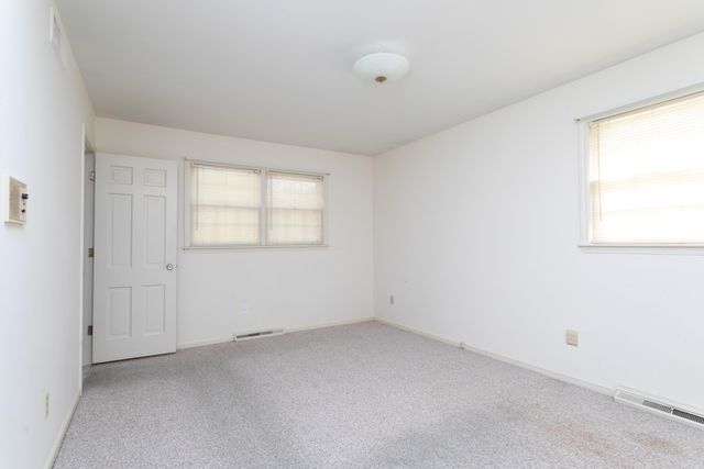 811 HULEN DR, Columbia, MO 65203