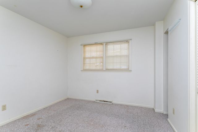 811 HULEN DR, Columbia, MO 65203