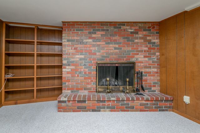 811 HULEN DR, Columbia, MO 65203