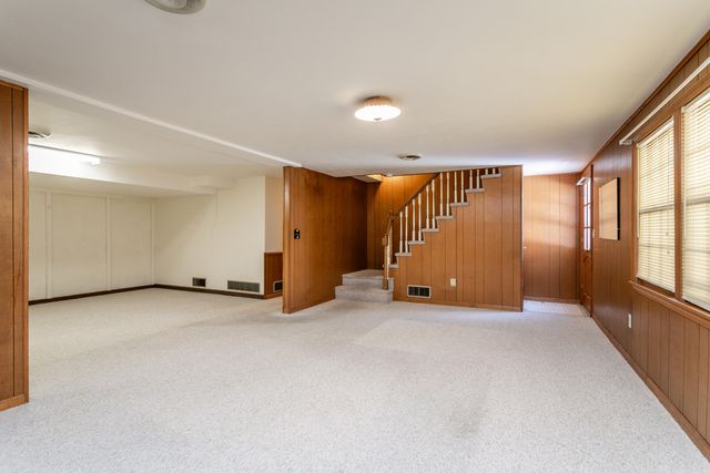 811 HULEN DR, Columbia, MO 65203