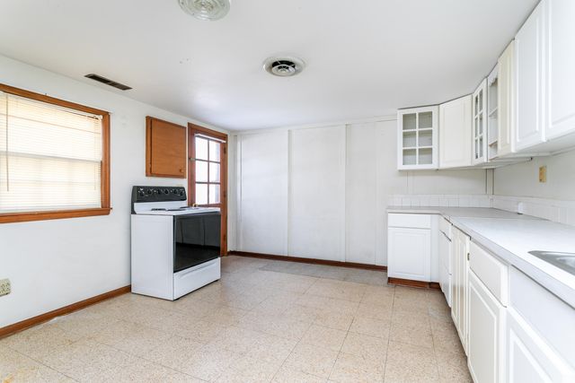 811 HULEN DR, Columbia, MO 65203