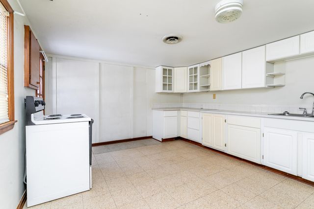 811 HULEN DR, Columbia, MO 65203