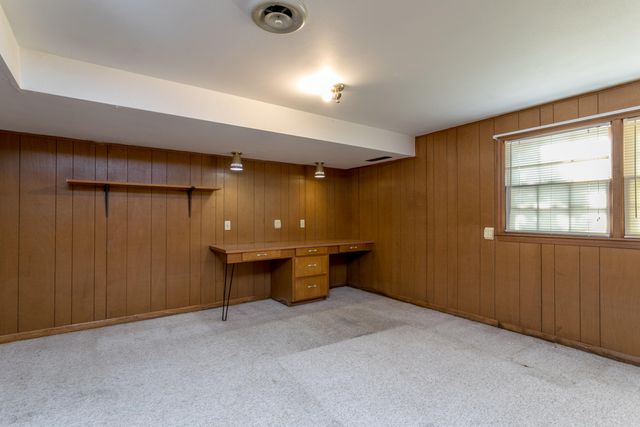 811 HULEN DR, Columbia, MO 65203