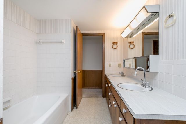 811 HULEN DR, Columbia, MO 65203