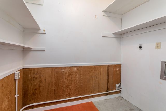 811 HULEN DR, Columbia, MO 65203